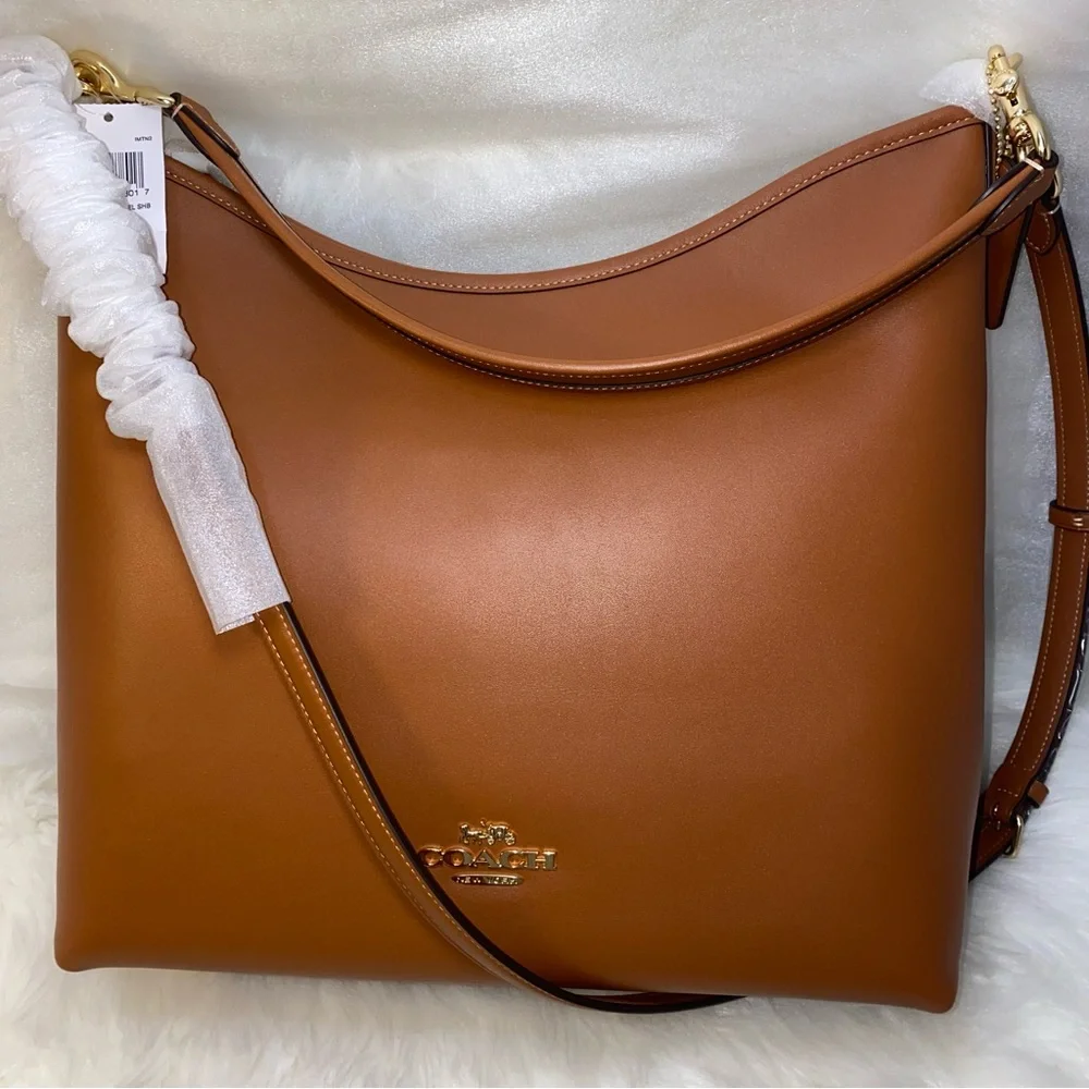 Coach smooth leather purse New